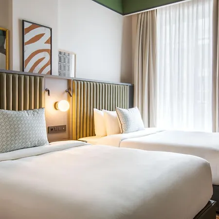 Le Parchamp, A Tribute Portfolio Hotel, Paris 4*
