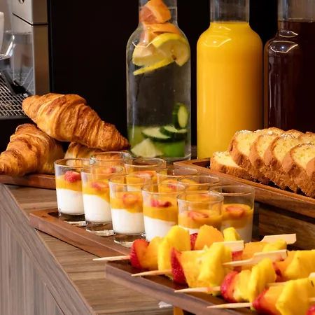 Le Parchamp, A Tribute Portfolio Hotel, Paris 4*